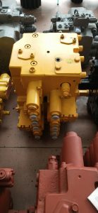 excavator R330LC-9S control valve 31Q9-17002P main control valve 31Q9-17002P MCV